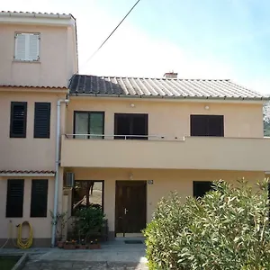 apartments-lavandula-baska.primorje-gorskikotar.com/